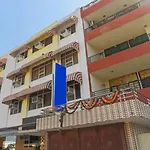 Hotel 28 Keys